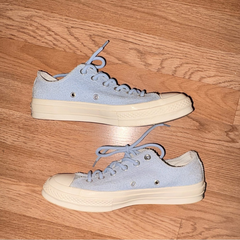 Converse Sneakers - Picture 4 of 7